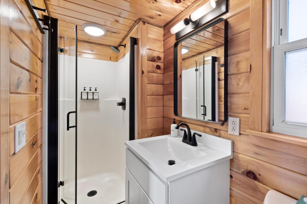 Wolfjaw Lodge Wilmington Bagian luar foto